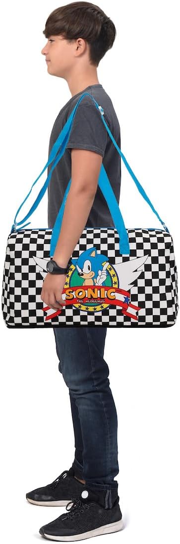Sonic The Hedgehog Classic 5-Pc Duffle Bag Utility Case Water Bottle Key Chain and Carabiner