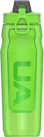 Under Armour 32oz Playmaker Squeeze Water Bottle | Squeeze