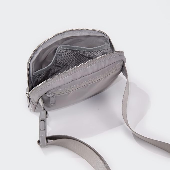 Pander Belt Bag for Women, Fashion Waist Packs, Crossbody Bags with Adjustable Strap (Light Grey).