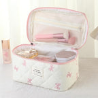 uekeboag Large Travel Quilted Makeup Bag for Women, Floral Cotton Cosmetic Bag, Coquette Aesthetic Floral Toiletry Organizer Bag