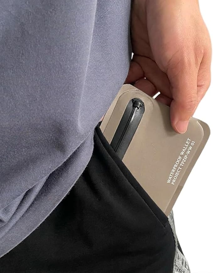 Heavy Duty Airtight Wallet Submersible Waterproof Wallet Protection for Keys, Cards