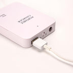 4AA Operated Battery Powered Phone Charger Holder, Battery Holder for Emergency Charging, Portable USB Charging Stand with 4 Battery Slots (Batteries Not Included)