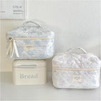 uekeboag Large Travel Quilted Makeup Bag for Women, Floral Cotton Cosmetic Bag, Coquette Aesthetic Floral Toiletry Organizer Bag
