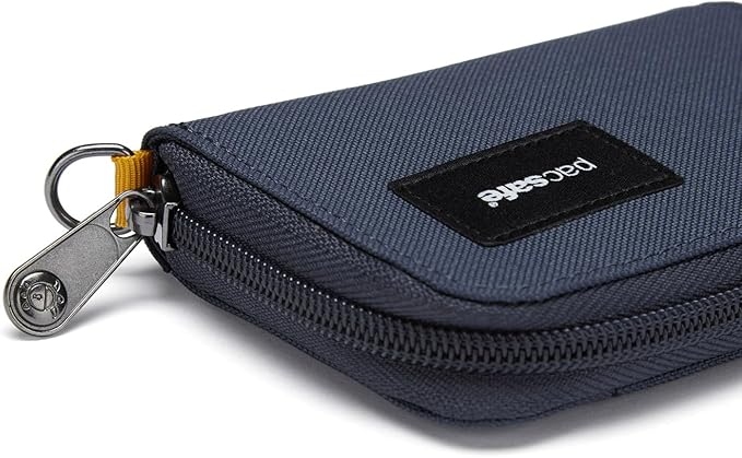 Pacsafe RFIDsafe Card Wallet