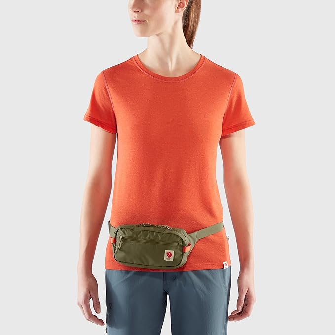 Fjällräven High Coast Hip Pack – Lightweight Waist Pack, Crossbody Sling Bag for Travel, Hiking & Everyday Use