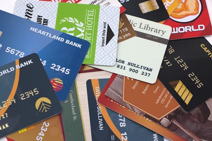 Fake Travel Decoy Wallet with 6 Realistic Fake Credit Cards - Pickpocket Safety