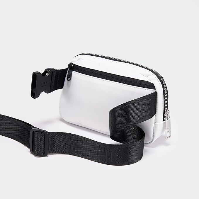 Pander Belt Bag for Women, Fashion Waist Packs, Crossbody Bags, Everywhere Belt Bag with Adjustable Strap (White).