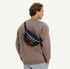 Ultralight Travel Waist Pack 2.5L, Large Water Resistant Fanny Pack for Men & Women.