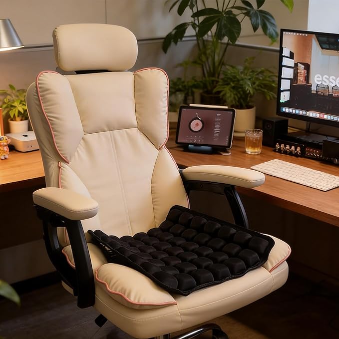 Inflatable Seat Cushion for Airplane Travel Portable Air Seat Cushion Pressure Relief with 49 Airbags TPU 15X15 Inches Black 1PSC