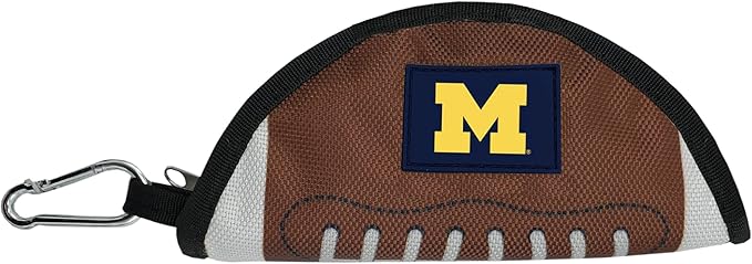 NCAA Michigan Wolverines Collapsible Dog Travel Bowl, Food and Water Bowl for Dogs & Cats. Best Portable & Lightweight Leak-Proof Pet Bowl for Travel with Football Field & Pebble-Grain Design.