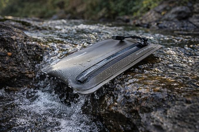 Heavy Duty Airtight Wallet Submersible Waterproof Wallet Protection for Keys, Cards