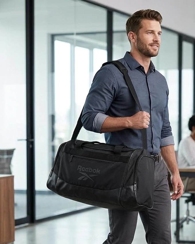 Reebok Duffle Bag - Lightweight Unisex Carry On Gym Bag - Travel and Sports Duffel Bags for Men and Women, Cade - Black/Black