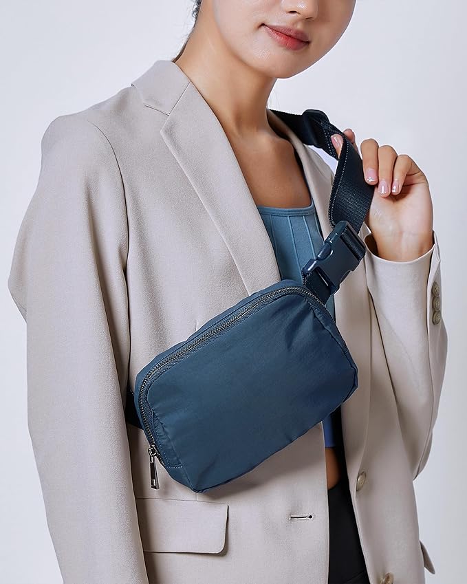 YOSHUYUKI Mini Crossbody Belt Bag - Waterproof Fanny Pack for Women, Fashionable Running Belt Pouch in Navy Blue