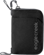 Eagle Creek Stash RFID Wallet – Slim Travel Wallet with RFID Blocking – Secure Passport, Cards & Cash – Lightweight, Water-Resistant Nylon – Zipper Closure – Unisex Design - Black