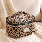 uekeboag Large Travel Quilted Makeup Bag for Women, Floral Cotton Cosmetic Bag, Coquette Aesthetic Floral Toiletry Organizer Bag