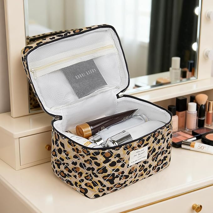 Gosect 1pc Large Makeup Bag, Cute Cosmetic Bag for Women Girls, Floral Coquette Aesthetic Toiletry Bag, Travel Make Up Organizer Bag (Leopard Print)