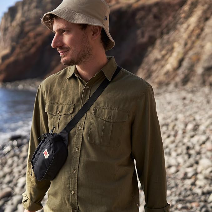 Fjällräven High Coast Hip Pack – Lightweight Waist Pack, Crossbody Sling Bag for Travel, Hiking & Everyday Use