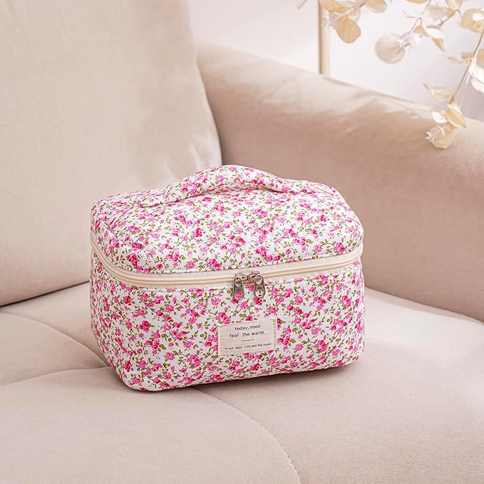 uekeboag Large Travel Quilted Makeup Bag for Women, Floral Cotton Cosmetic Bag, Coquette Aesthetic Floral Toiletry Organizer Bag
