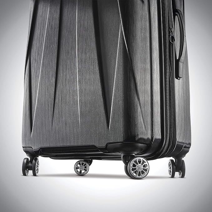 Samsonite Centric 2 Hardside Expandable Luggage with Spinner Wheels, 2-Piece Set (20/24), Black